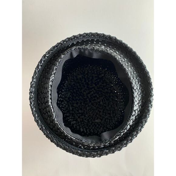Lovely 1950s Woven Hat with Black Netting by Janet's of Manchester CT - Og Box - Picture 5 of 9